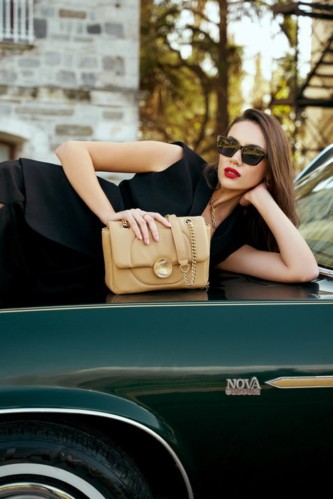 Vince Camuto Verona Camel